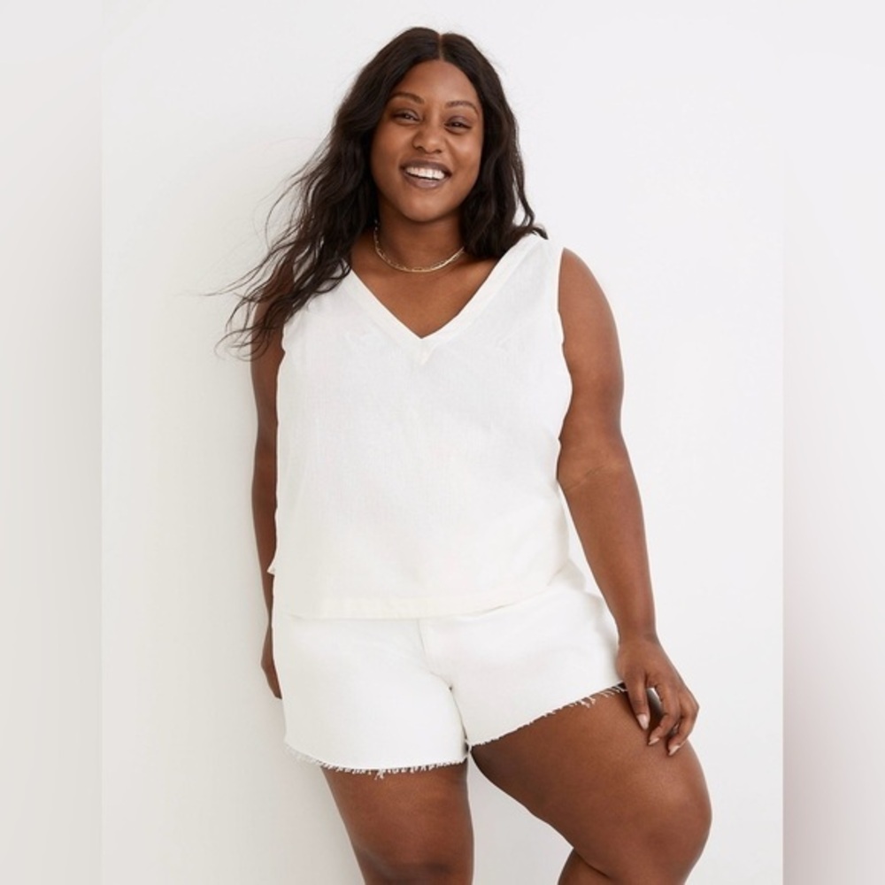 Madewell Plus V-Neck Button-Back Sleeveless Top